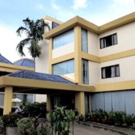 Udon Airport Hotel Udon Thani Exterior photo